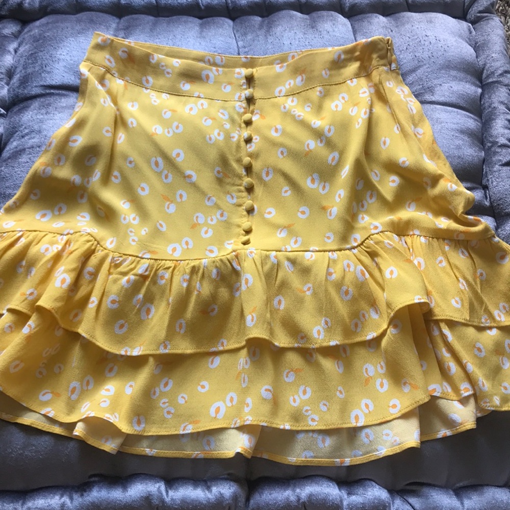 Yellow skirt